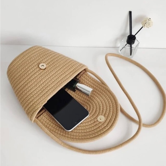 Crossbody mini Bucket bag front magnetic closure White Pearl Khaki - Picture 4 of 7